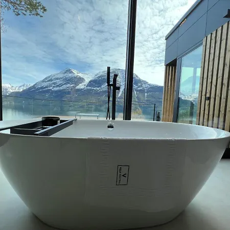 Kristina / Andalsnes Вилла