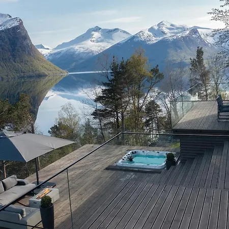Kristina / Andalsnes * Torvik