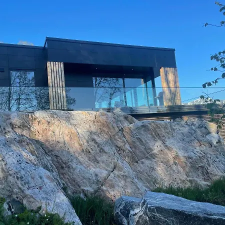 Kristina / Andalsnes Villa *