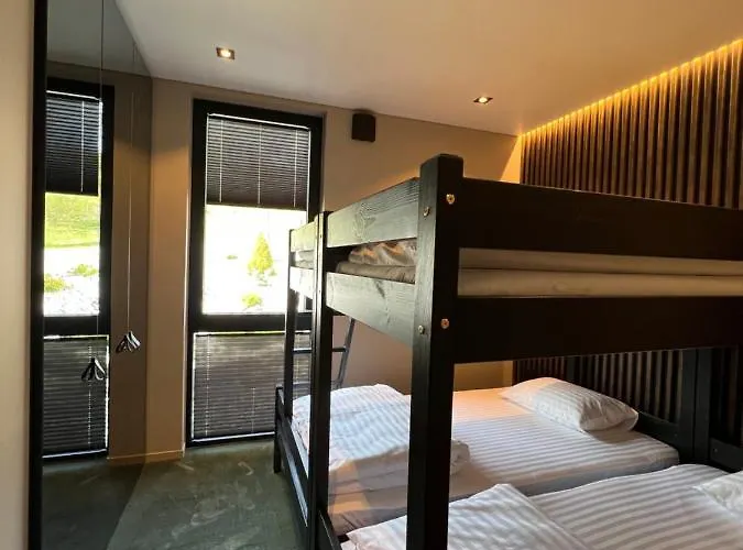 Kristina / Andalsnes * Torvik