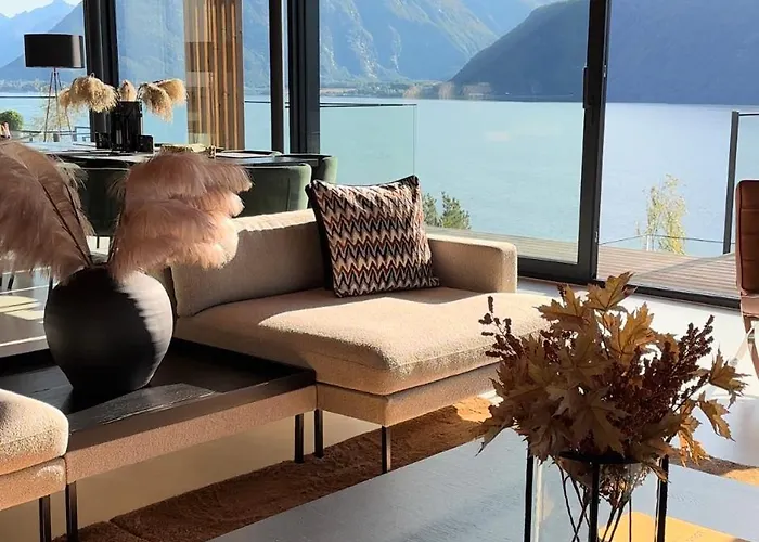 Kristina / Andalsnes * Torvik