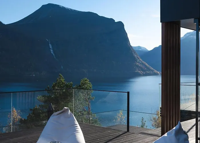 Kristina / Andalsnes Villaer