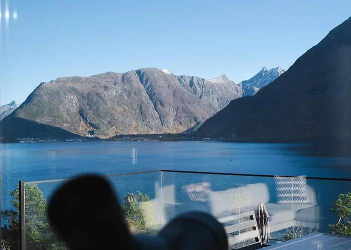 Kristina / Andalsnes * Torvik